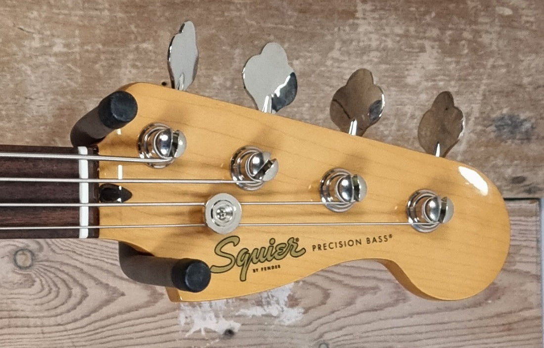 Squier Limited Edition Classic Vibe™ 60s Precision Bass®, Laurel Fingerboard, Aztec Gold