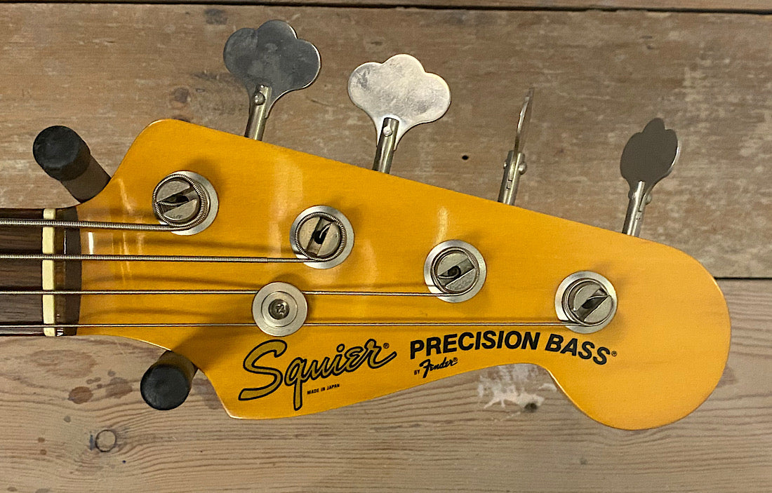 Squier JV Precision Bass