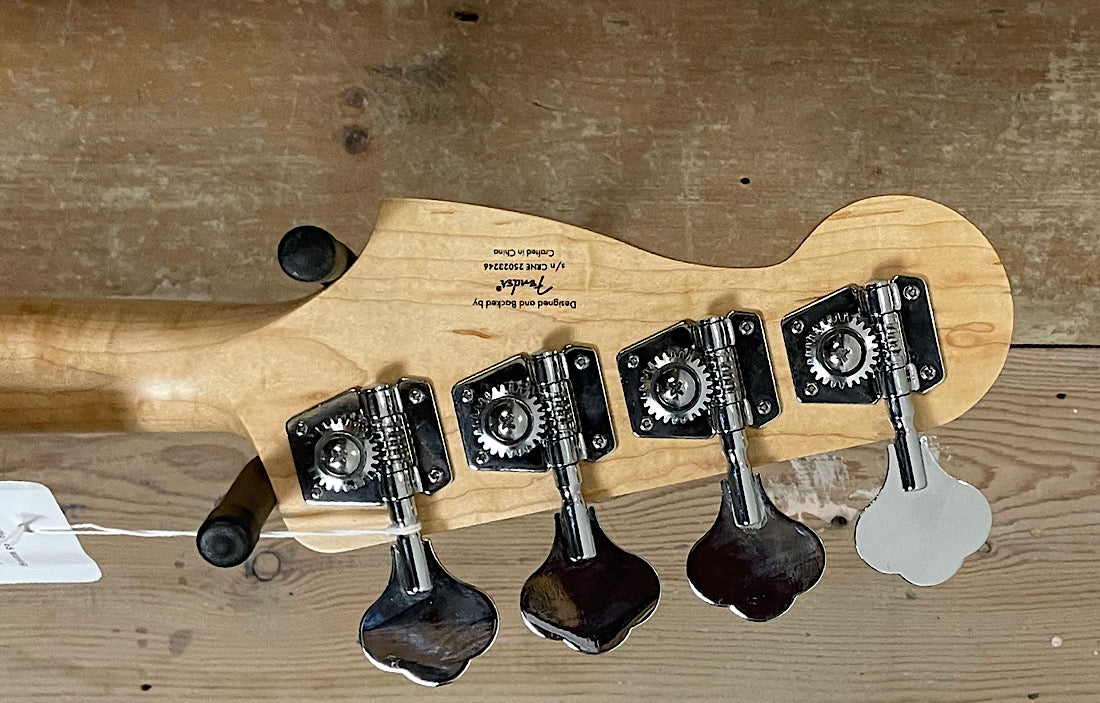 Squier Sonic® Precision Bass®