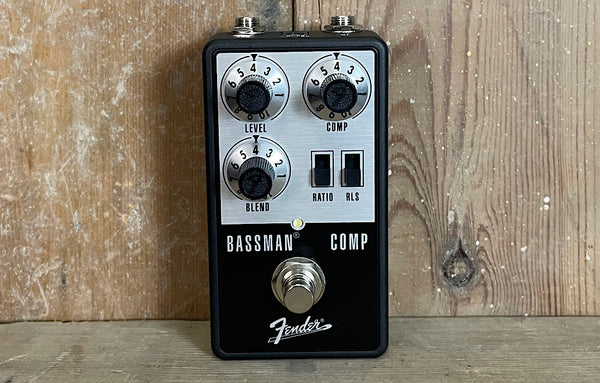 ベース Fender BASSMAN COMP Fender Bassman Compressor エフェクター ベース用