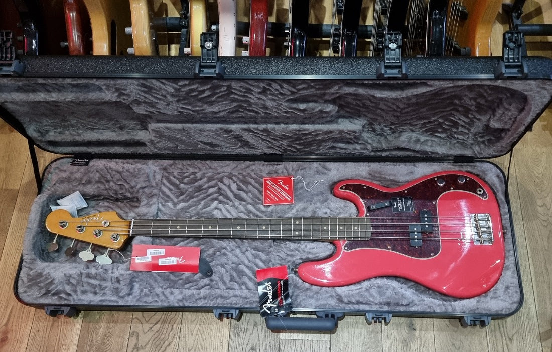 Fender Limited Edition Vintera II 60s Precision