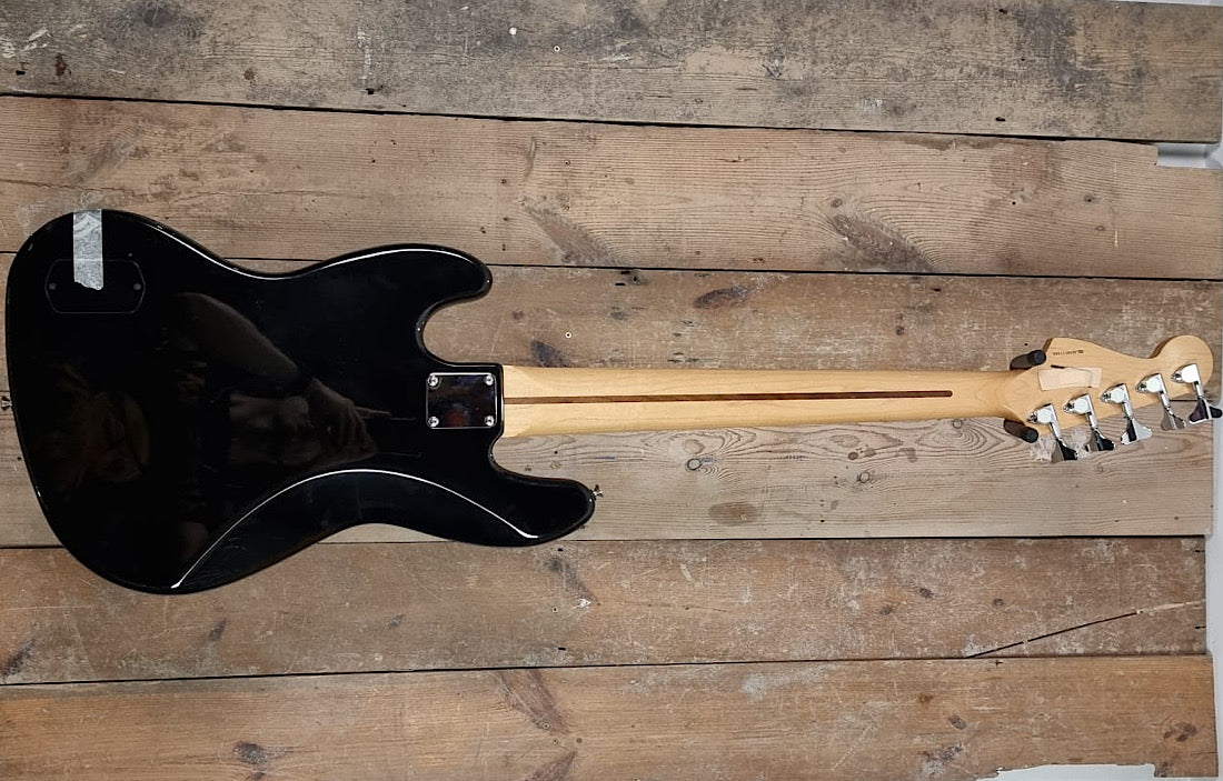 Fender Jazz Deluxe V JG009