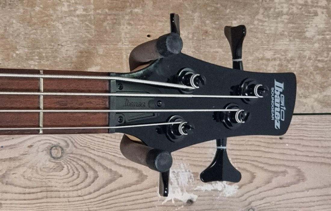 Ibanez GSR200B