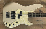Fender Deluxe Precision