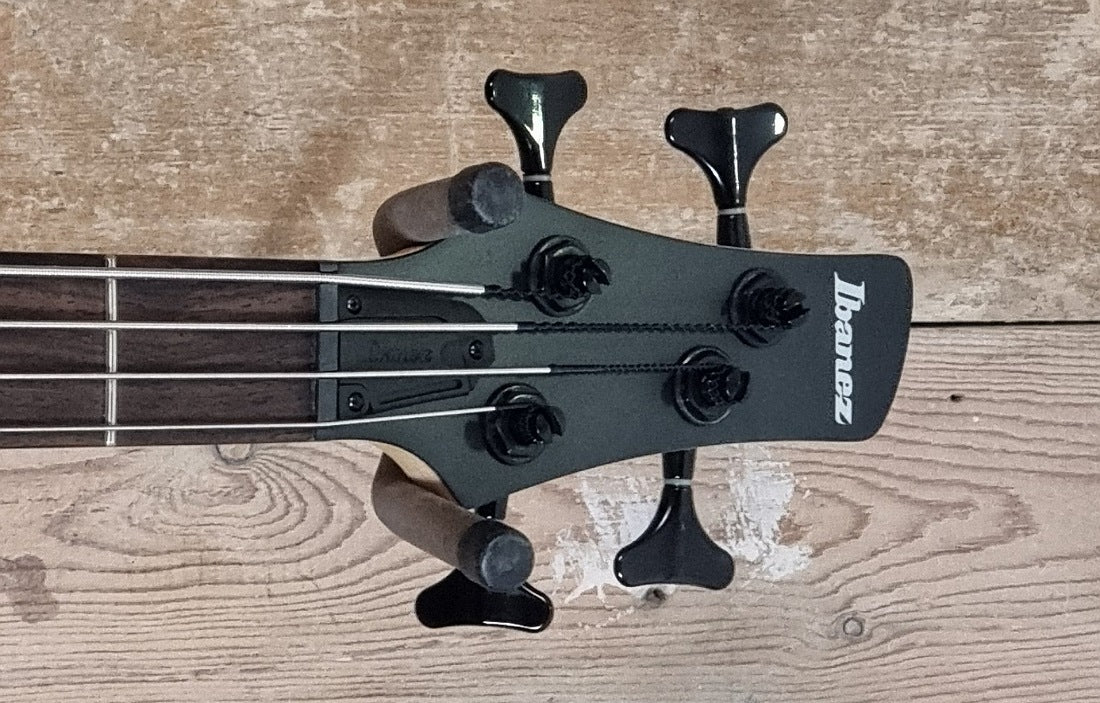 Ibanez SRKP4 with kaoss pad