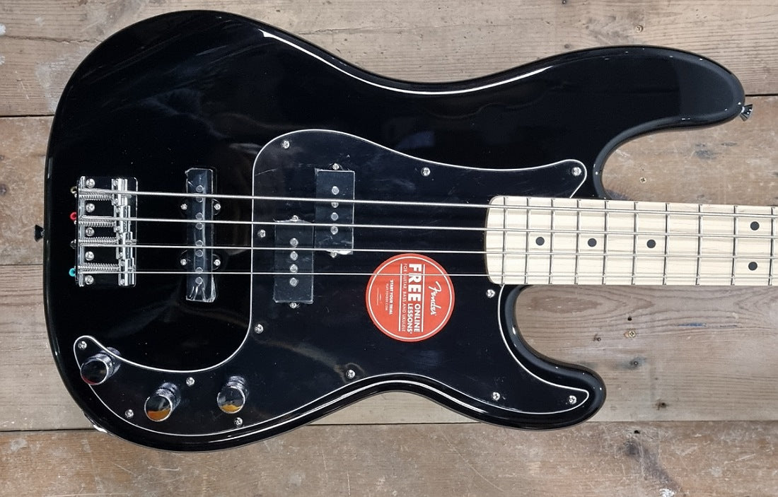 Squier Affinity PJ Black