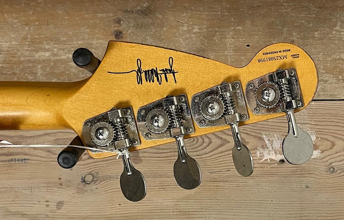 Fender Precision JMJ Signature