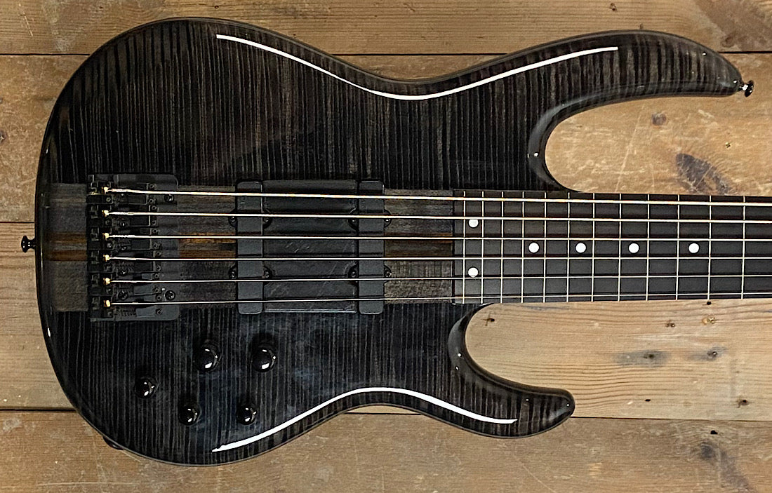 Carvin LB76 Fretless