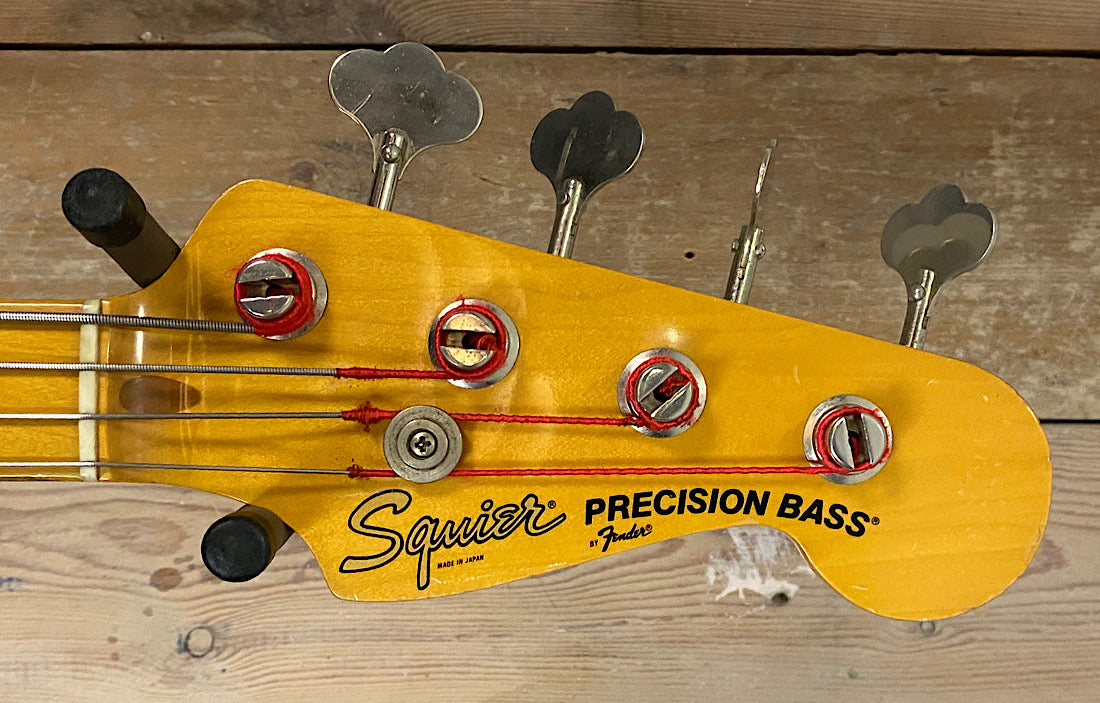 Squier JV Precision