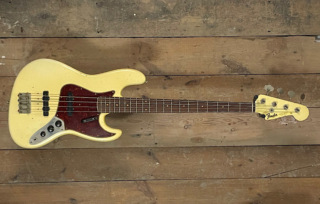 Bravewood Fender Jazz 60's Style