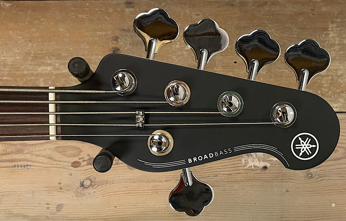 Yamaha BB235 Raspberry Red