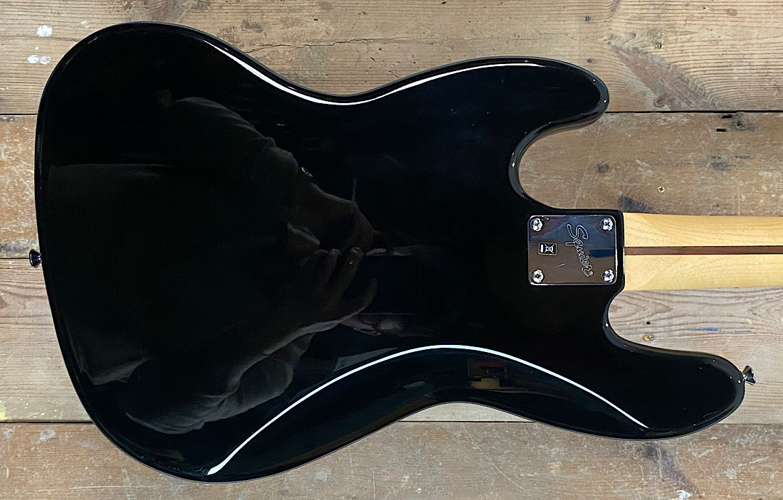Fender/Squier jazz