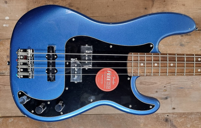 Squier Affinity PJ