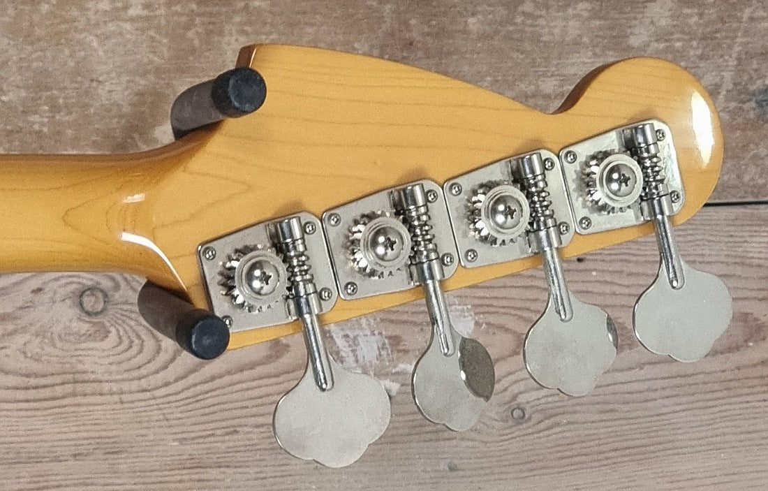Fender Mustang Bass JPN