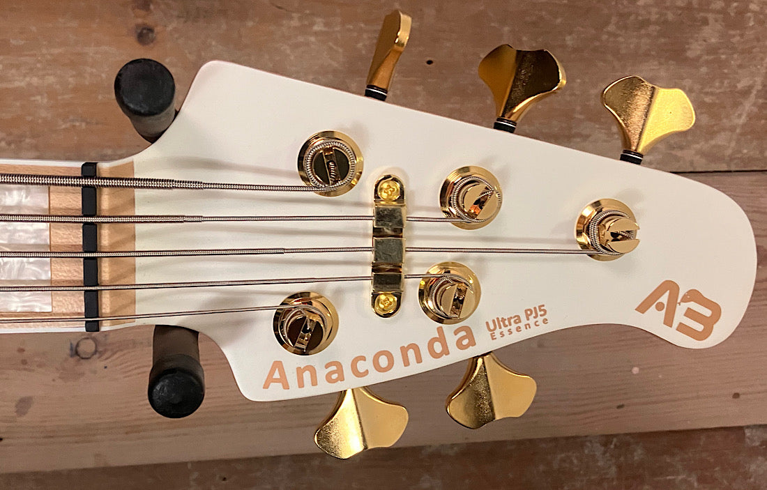 Anaconda Ultra PJ5 Essence