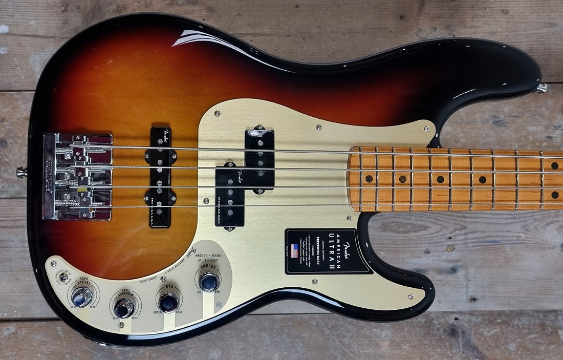 Fender American Ultra II Precision