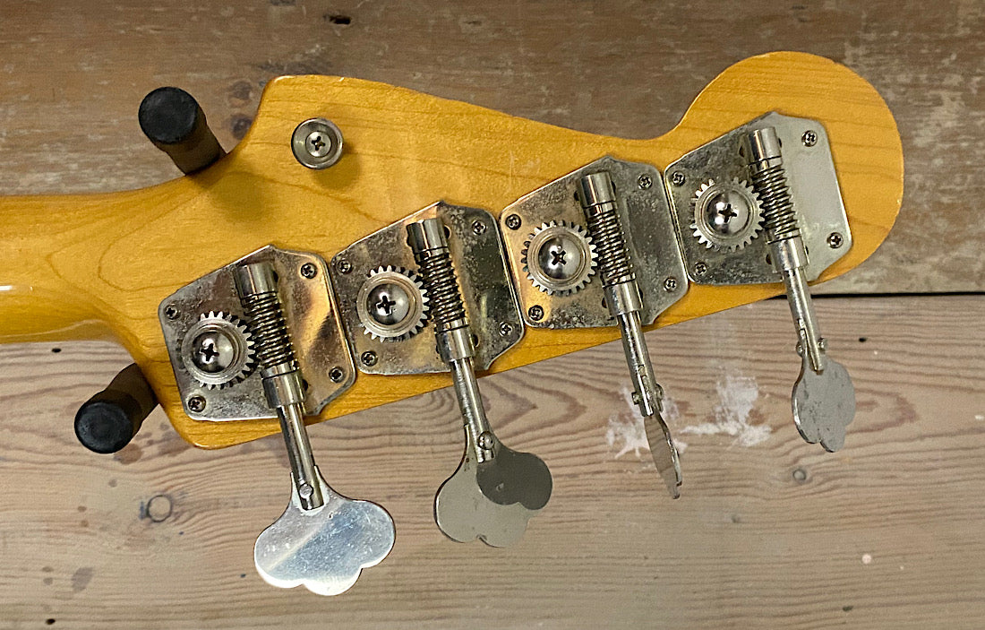 Squier JV Precision