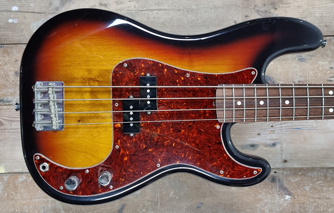 CIJ Fender 62 Precision Bass PB62 1999 - Sunburst crafted in