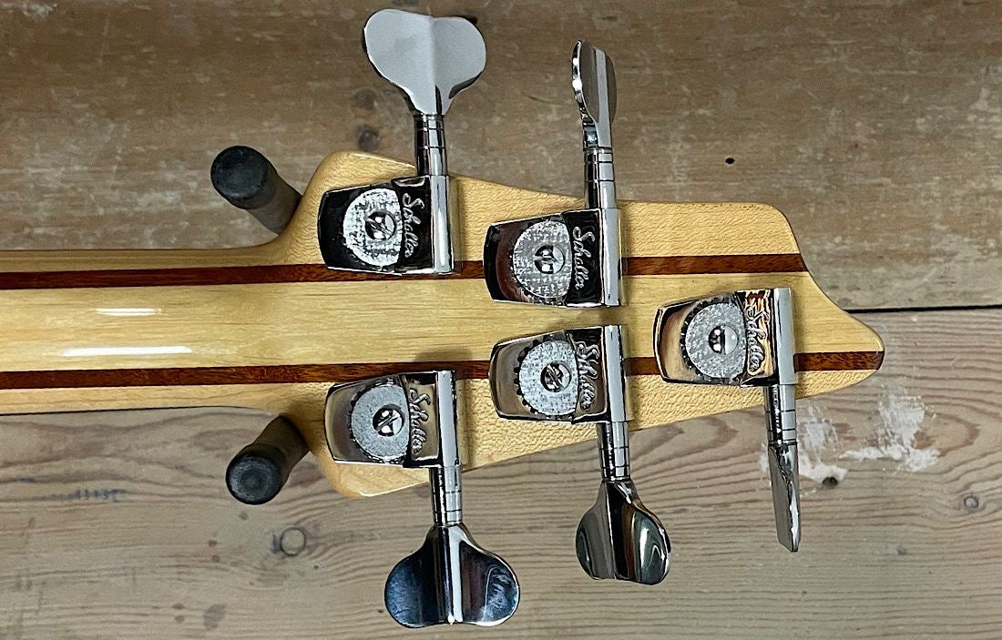 Wal MK3 5 string LH 1989