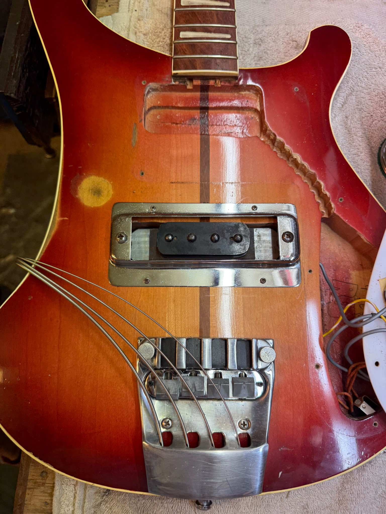 Rickenbacker 4001 1973 Fireglo