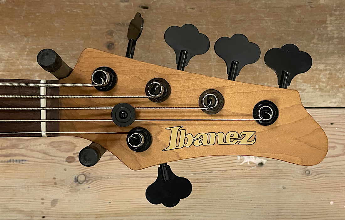 Ibanez MDM1605