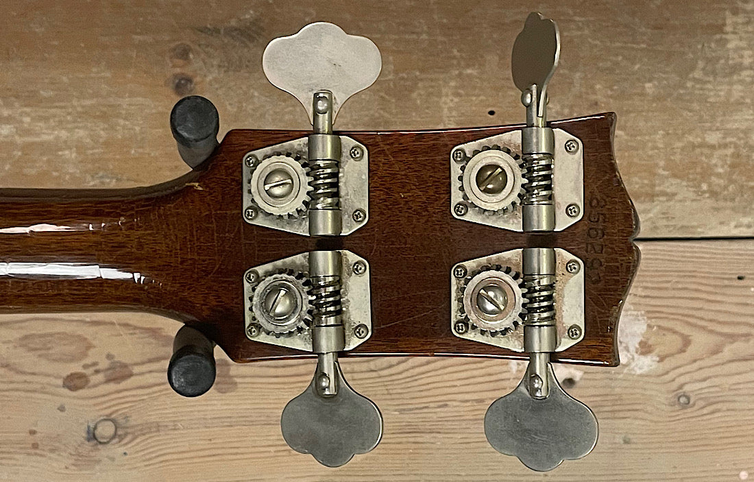Gibson EB2