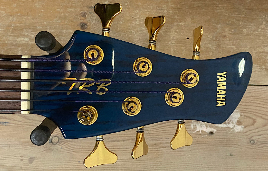 Yamaha TRB-6II Fretless