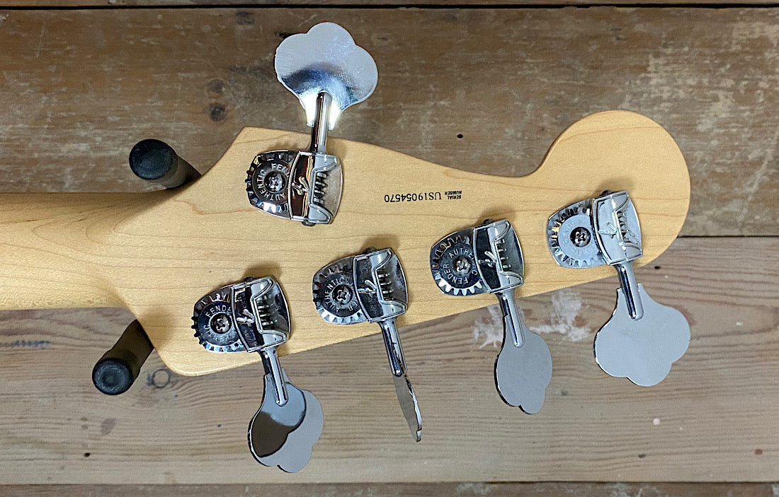 Fender American Professional Precision V (Pre-Owned)