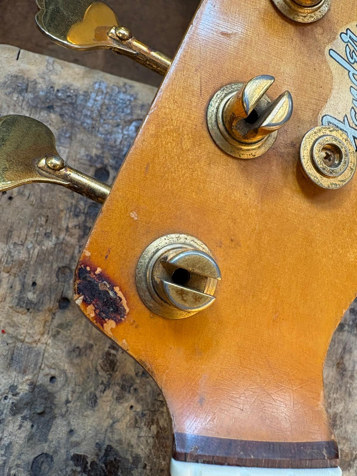 Fender Precision 1965 Candy Apple Red