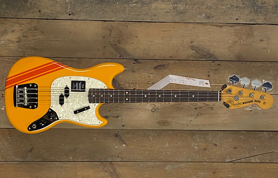 Fender Vintera II 70s Mustang Bass