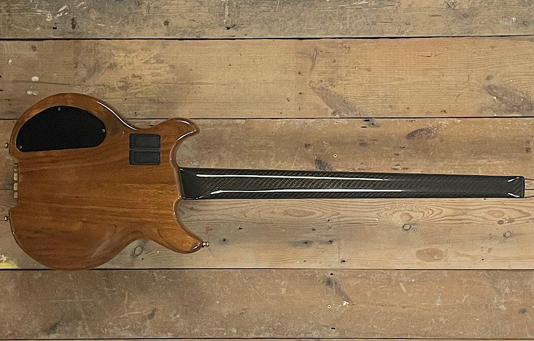 Status KingBass Custom