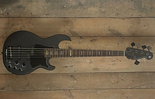 Yamaha BB735A