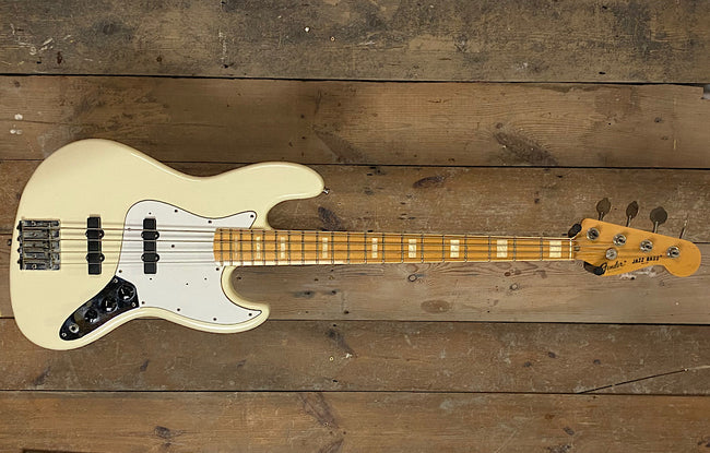 Fender Jazz CIJ