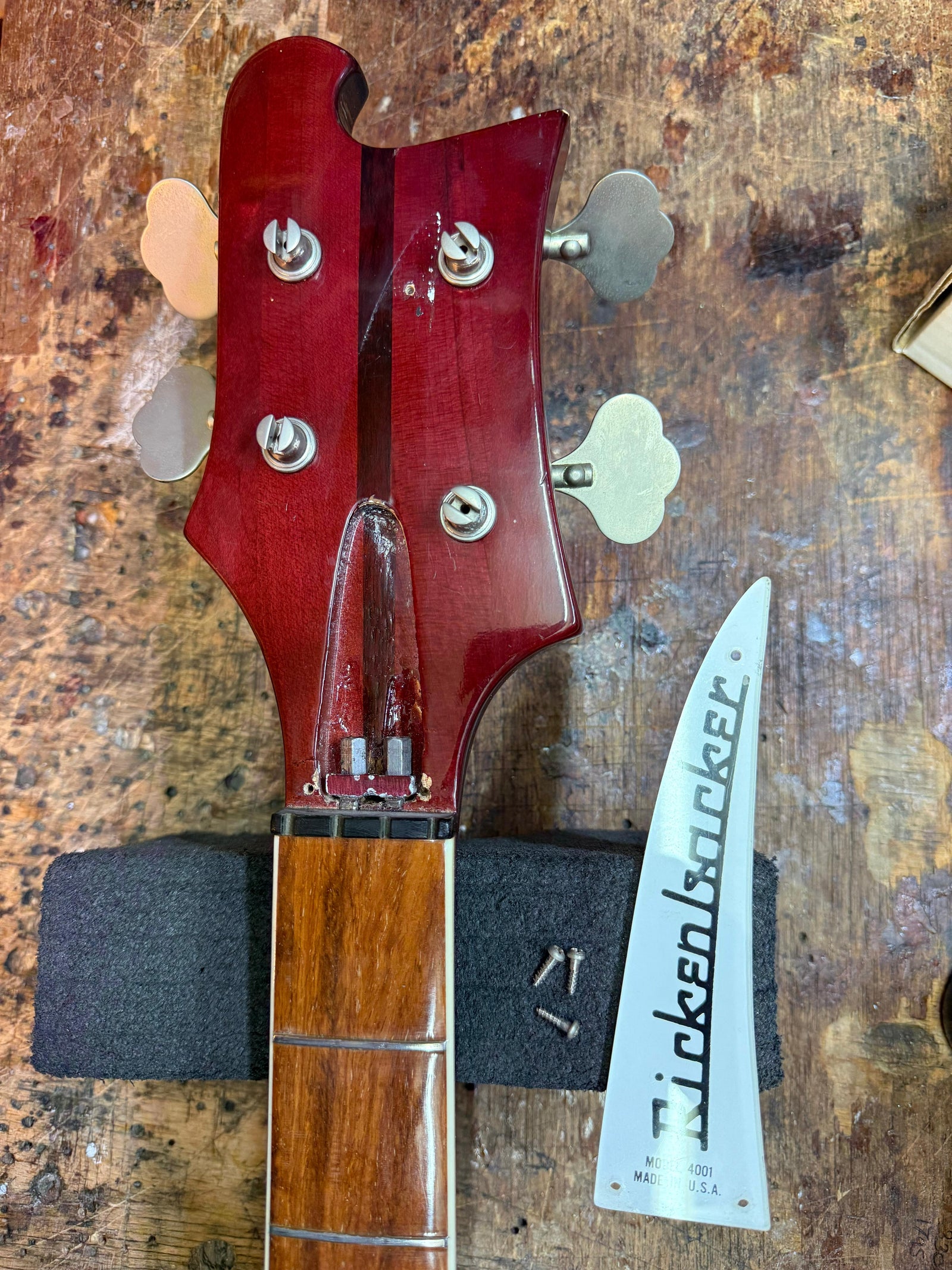 Rickenbacker 1974 4001