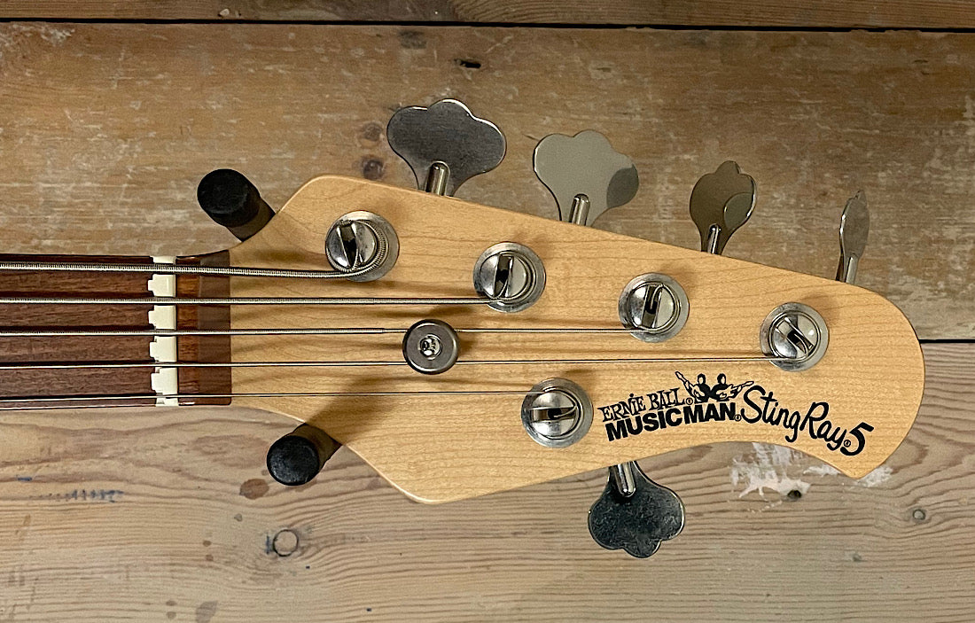 Ernie Ball Music Man Fretless