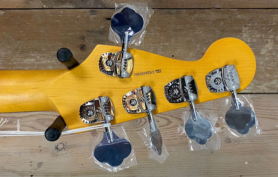 Fender American Professional Jazz V Olympic White