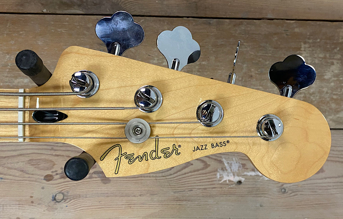 Fender/Squier jazz