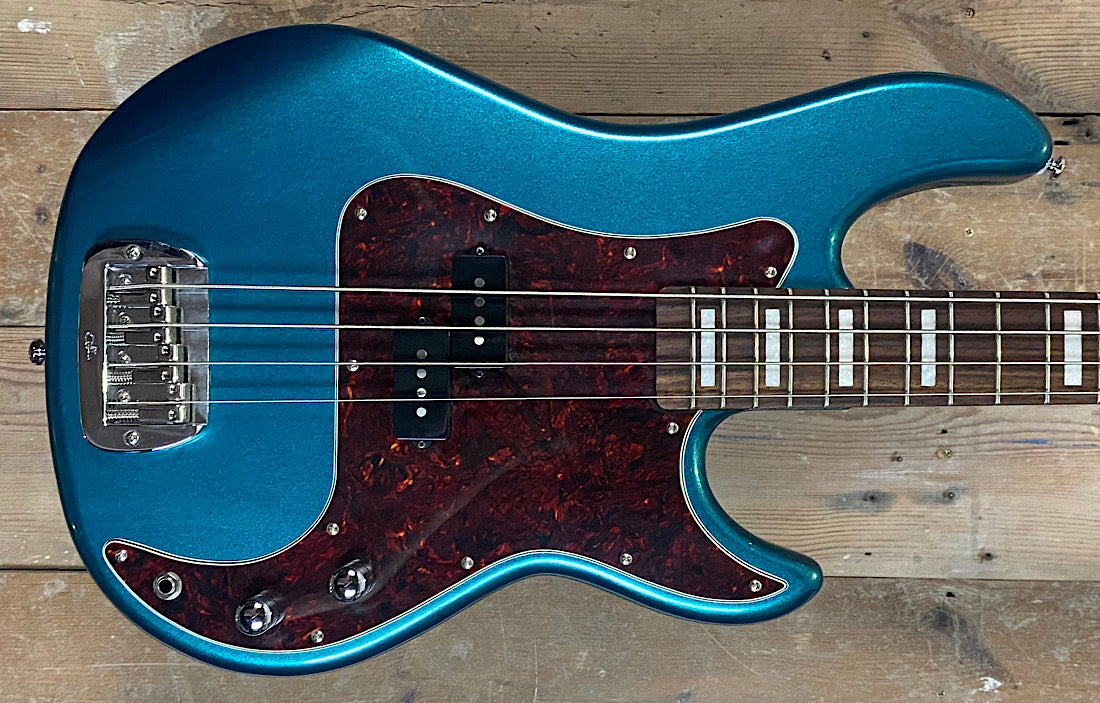 G&L LB100 Tribute