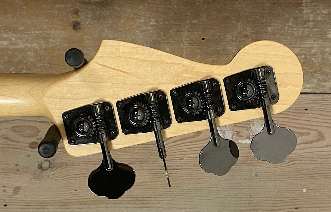 Fender Aerodyne Jazz Bass 2017