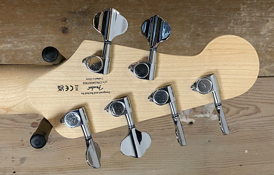 Squier Affinity VI (Pre Owned)