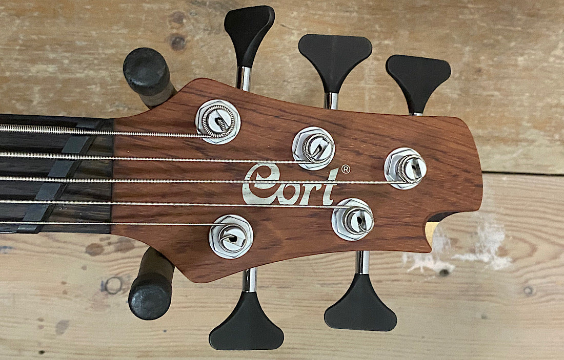 Cort A5 Beyond (Pre-Owned)
