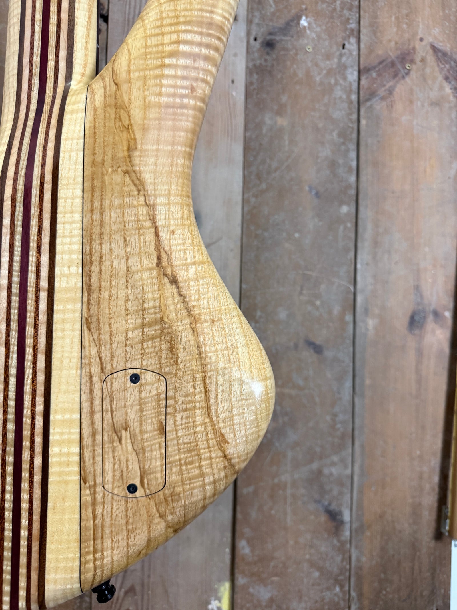 Sei Flamboyant offset 4 string