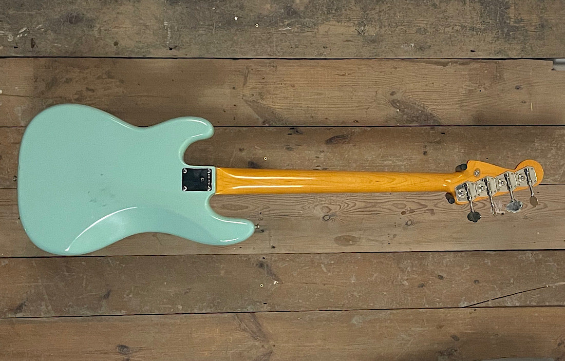 Fender American Vintage Precision (Pre-Owned)