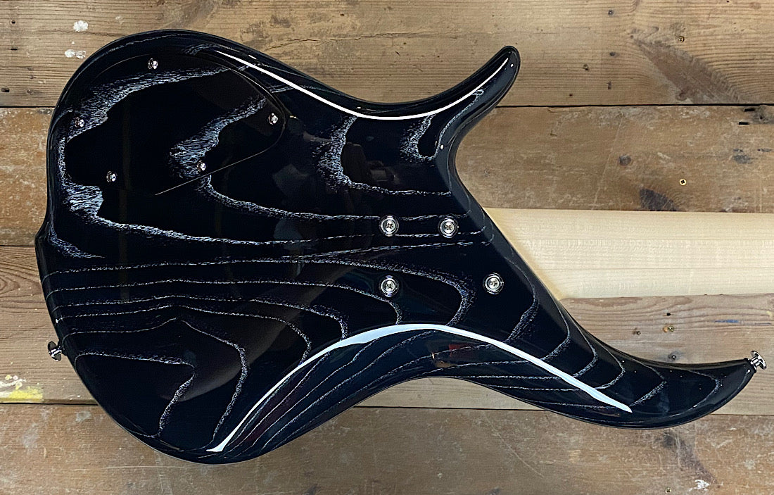 F Bass BN5 Black & White Ceruse