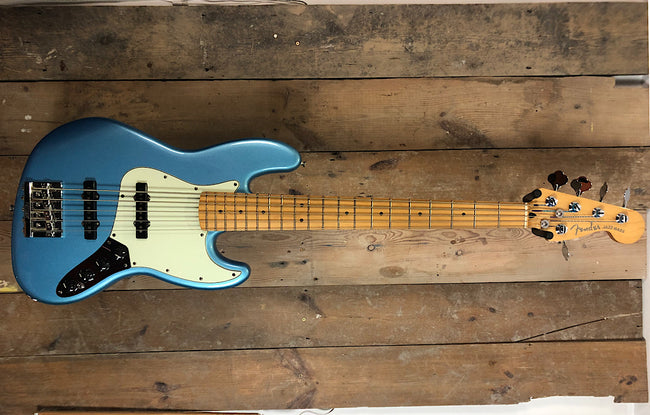 Fender Player Plus 5-String Jazz Bass V in Opal Spark Blue