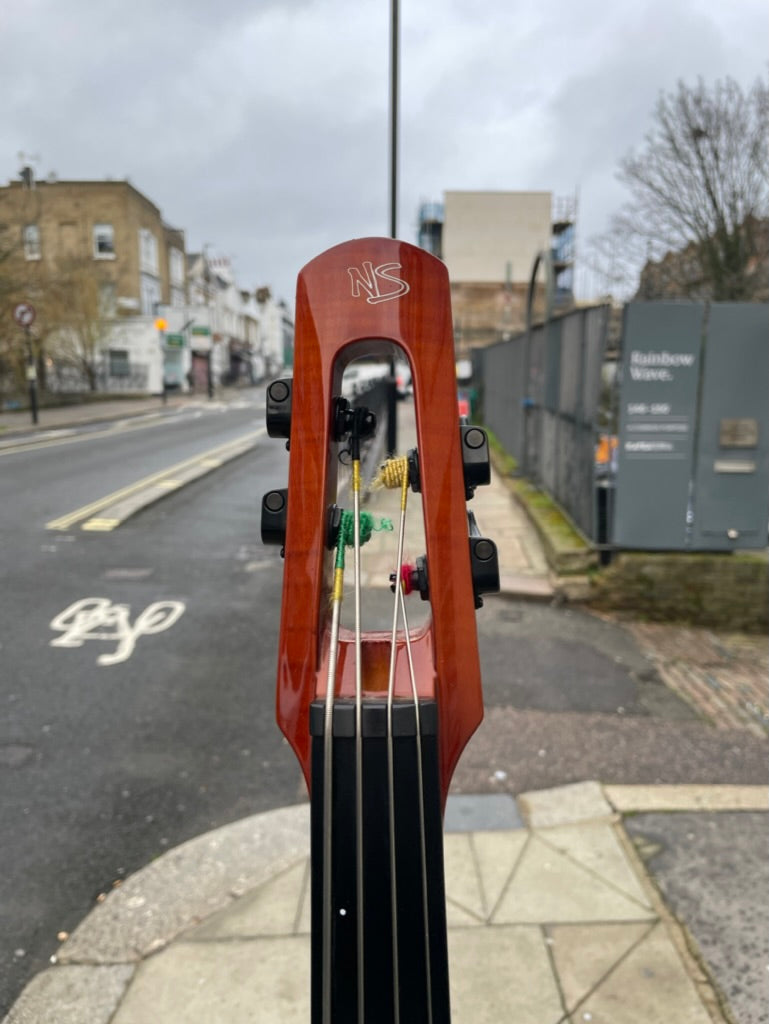 NS Upright