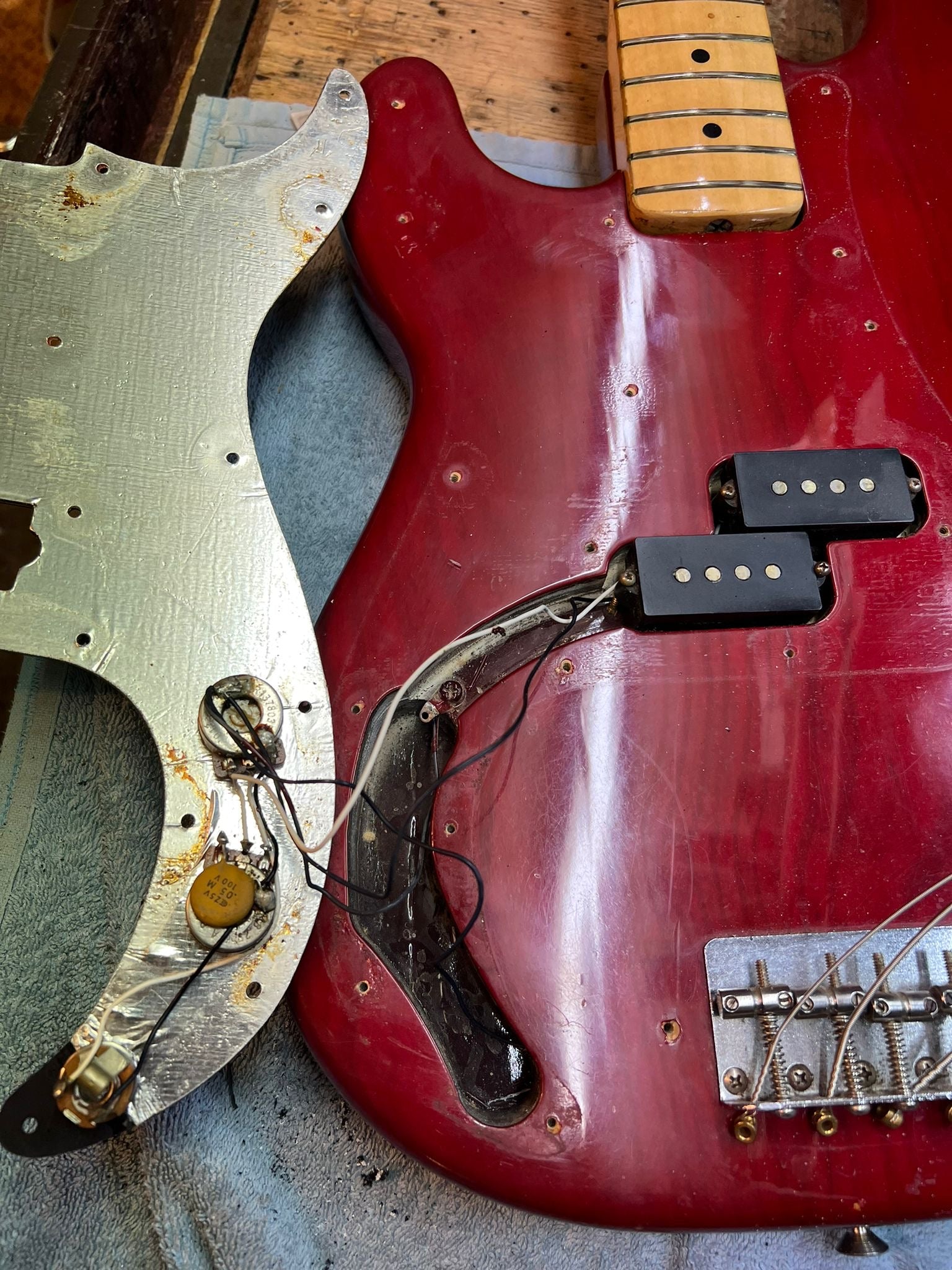 1980 Fender Precision Bass left-handed bass