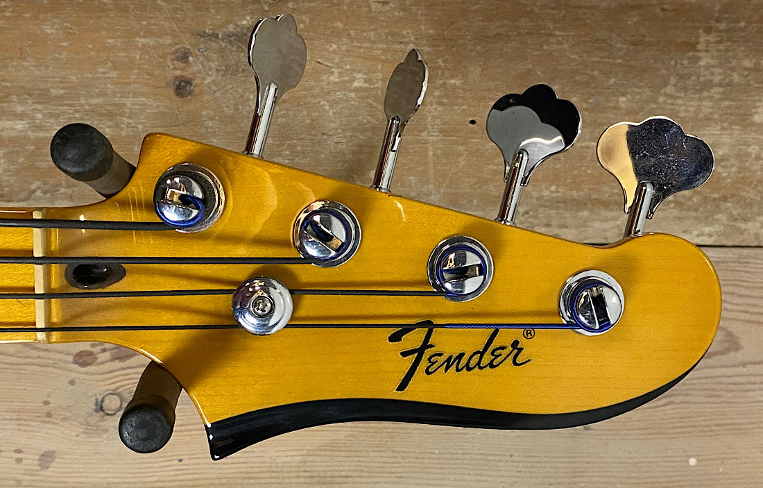 Fender Starcaster CIC