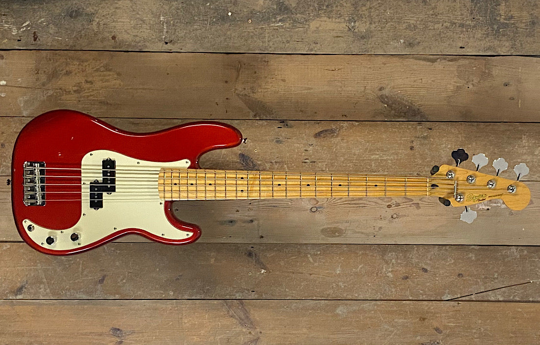Squier V Precision (Pre-Owned)