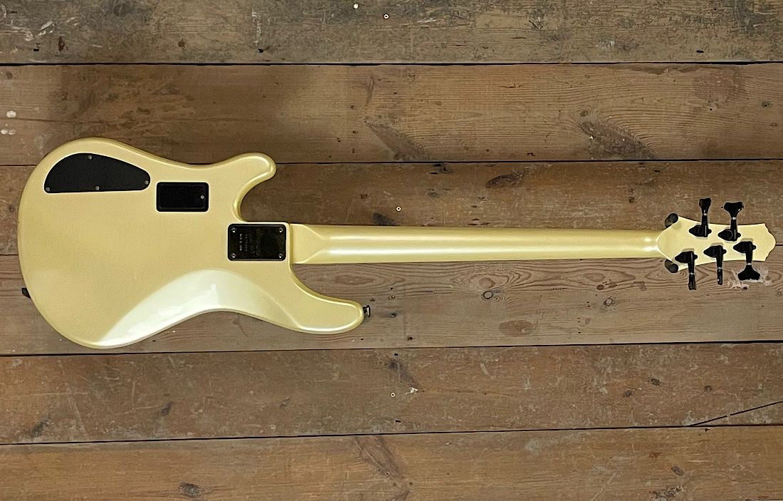 Ibanez Roadstar II RB885